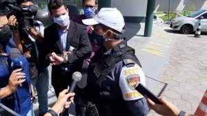 Imagem da notícia - Policiais militares resgatam criança recém-nascida abandonada em rodovia