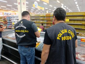 Imagem da notícia - Decon promove fiscalizações em hipermercados, na capital