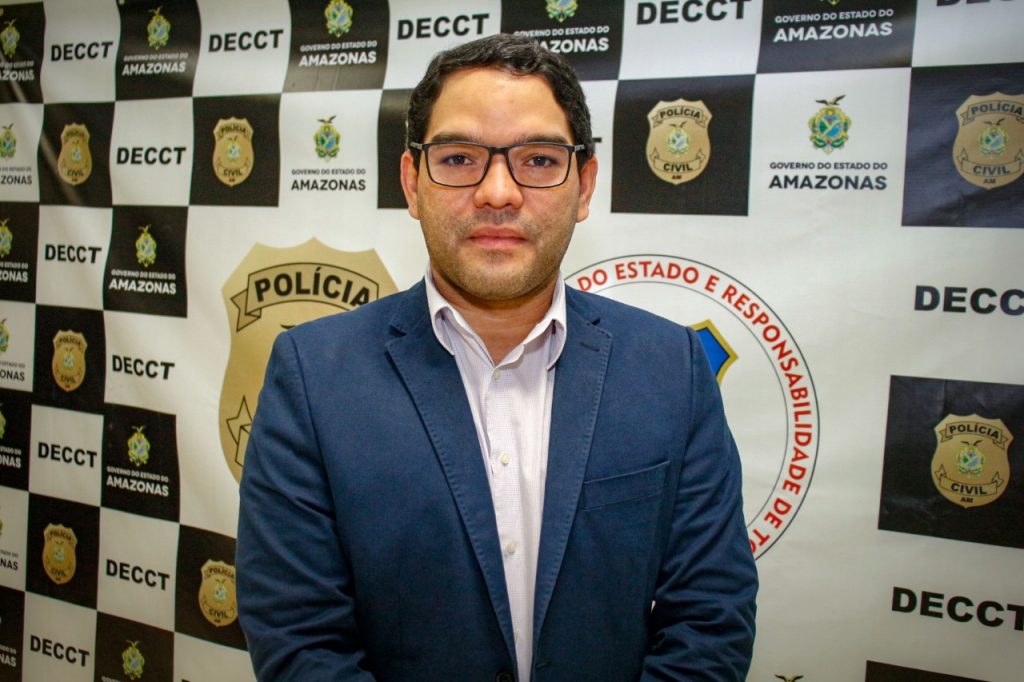 Delegado Adauto Nazareth. titular da DECCT. Fotos: Alailson Santos/PCAM.