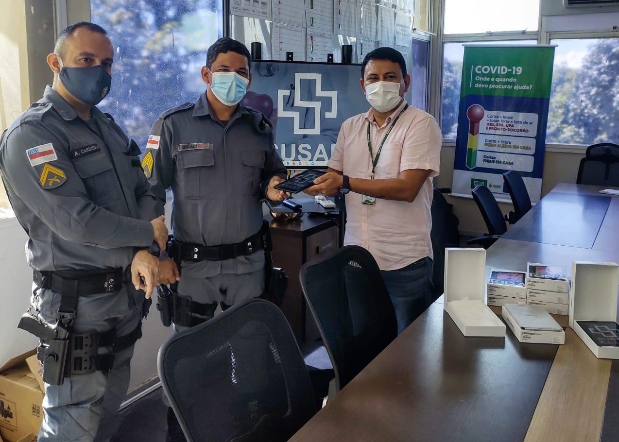 Os tablets serão utilizados para auxiliar no atendimento médico, incluindo a possibilidade de consultas virtuais.