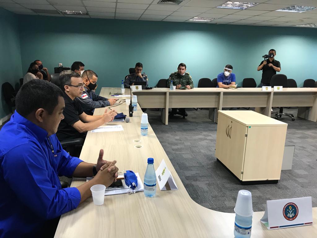 O encontro foi realizado no Centro Integrado de Comando e Controle (CICC).