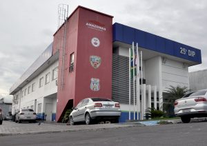 Imagem da notícia - PC prende agente de trânsito acusado de estuprar a filha e a enteada