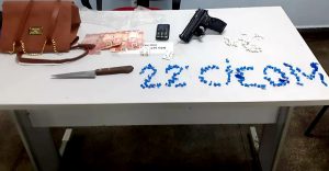 Imagem da notícia - Policiais militares da 22ª Cicom detêm infratores por tráfico de drogas