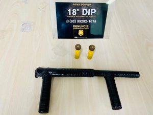 Imagem da notícia - PC  prende homem que ameaçava a própria mãe com arma caseira