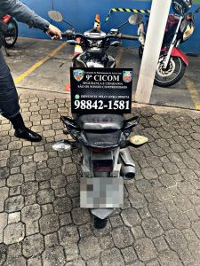 Imagem da notícia - PM detém dois homens por assaltos cometidos no bairro São José