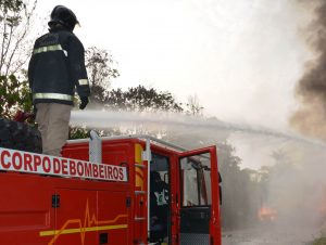 Imagem da notícia - Corpo de Bombeiros combate seis incêndios em Manaus