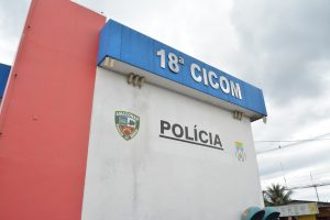 Imagem da notícia - Policiais militares da 18ª Cicom detêm homem por roubo na zona norte