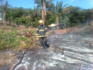 Imagem da notícia - Corpo de Bombeiros atende 13 ocorrências durante o final de semana