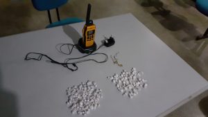 Imagem da notícia - Policiais militares apreendem adolescente com drogas na zona norte