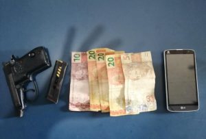 Imagem da notícia - 5º BPM detêm mototaxista e apreende adolescente, em Coari