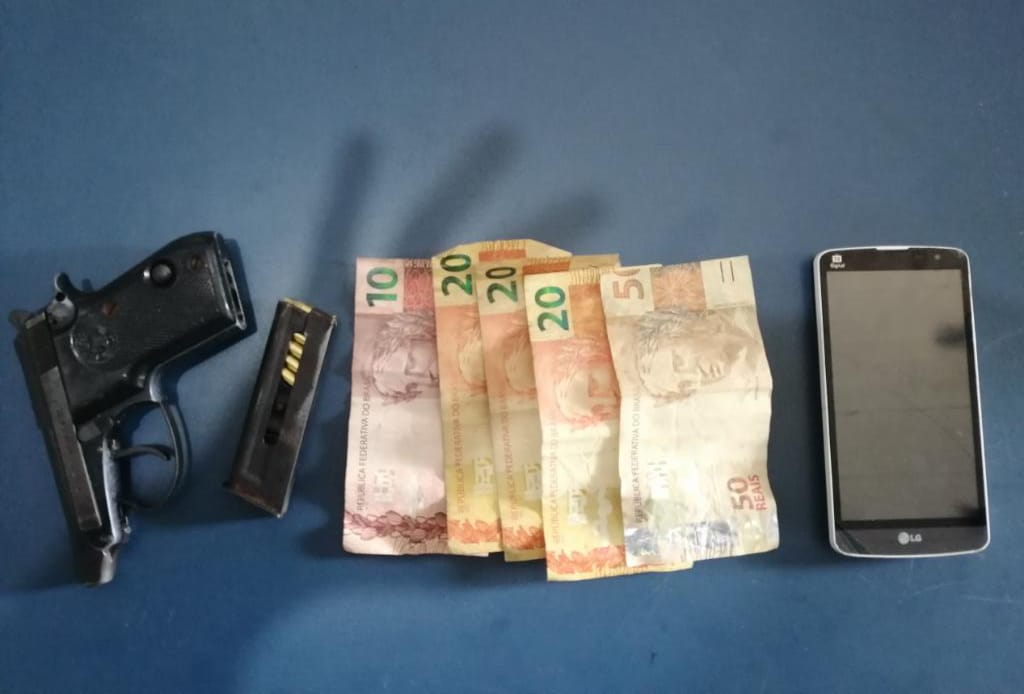 5º BPM detêm mototaxista e apreende adolescente, em Coari