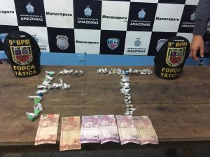Imagem da notícia - PM detêm homens com drogas e dinheiro em bairros de Manacapuru
