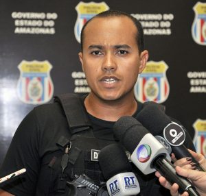 Imagem da notícia - PC cumpre mandado de prisão em nome de mulher na zona leste