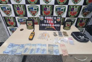 Imagem da notícia - Força Tática detém homem por tráfico de drogas no bairro Alvorada