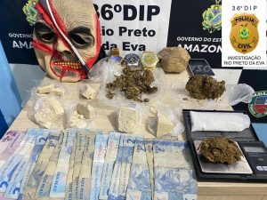 Imagem da notícia - Polícia Civil prende casal que comercializava drogas, em Rio Preto da Eva