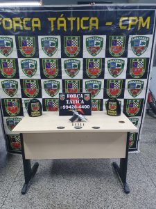 Imagem da notícia - Força Tática detém homens com arma de fogo na zona oeste