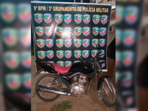 Imagem da notícia - Policiais militares do 9º BPM apreendem motocicleta roubada em Anamã