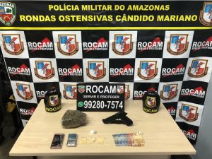 Imagem da notícia - Rocam detém homem com drogas e simulacro na zona norte