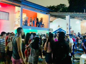 Imagem da notícia - CIF vistoria 17 bares, interdita dois, e um homem é preso