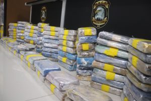 Imagem da notícia - PC realiza apreensão de 130 quilos de cocaína na zona sul de Manaus
