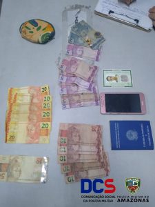 Imagem da notícia - Mulher é presa por tráfico de drogas no bairro Petrópolis