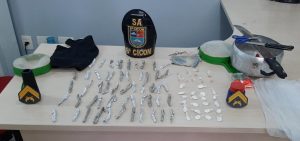 Imagem da notícia - Polícia Militar, por meio da 8ª Cicom, prende homem por tráfico de drogas
