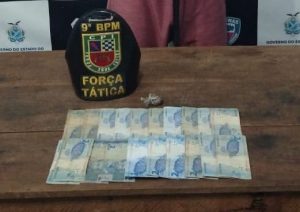 Imagem da notícia - Policiais militares prendem três homens por tráfico de drogas em Manacapuru