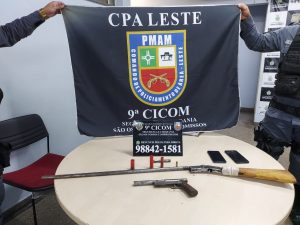 Imagem da notícia - PM detêm dois homens por roubo e porte ilegal de arma de fogo