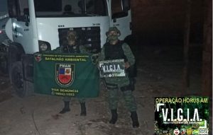 Imagem da notícia - Batalhão de Policiamento Ambiental detém caminhão-tanque com carregamento perigoso