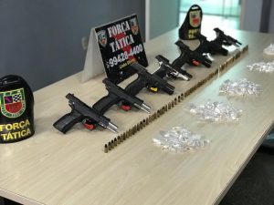 Imagem da notícia - Em Manaus, Polícia Militar prende 13 pessoas e apreende armas de fogo