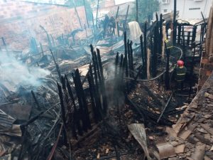 Imagem da notícia - Bombeiros militares atenderam a quatro incêndios na noite e madrugada