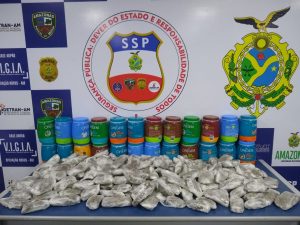 Imagem da notícia - Em operação, policiais da Base Arpão detém quatro mulheres com drogas