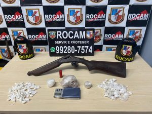 Imagem da notícia - Rocam Motos prende dois homens com drogas e arma de fogo