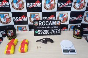 Imagem da notícia - PMs da Rocam detêm homem com arma e drogas no Alfredo Nascimento