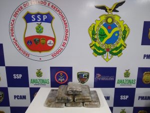 Imagem da notícia - Base Arpão prende duas mulheres com drogas avaliadas em R$ 90 mil