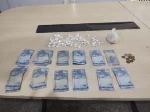 Imagem da notícia - Na zona sul, 1ª Cicom detêm homem por tráfico de drogas