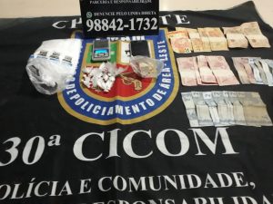 Imagem da notícia - 30ª Cicom prende homem com drogas e dinheiro no Jorge Teixeira