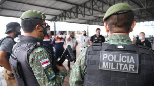 Imagem da notícia - Polícia Militar em ação conjunta fiscaliza festa clandestina no Tarumã