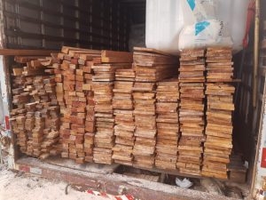 Imagem da notícia - Batalhão Ambiental encontra madeira sem documentação no Zumbi