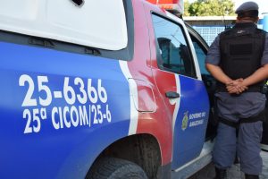 Imagem da notícia - Polícia Militar prende trio por roubo a ônibus na zona leste