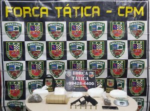 Imagem da notícia - Força Tática prende homem com drogas e arma de fogo