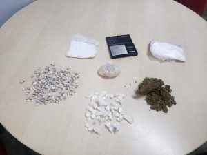 Imagem da notícia - 27ª Cicom detêm homem com drogas na zona norte