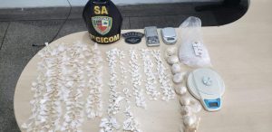 Imagem da notícia - 7ª Cicom detém dois homens com entorpecentes no Distrito Industrial