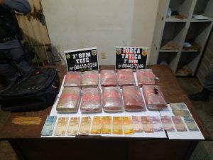 Imagem da notícia - Polícia Militar detém homem com mais de 10 quilos de entorpecentes