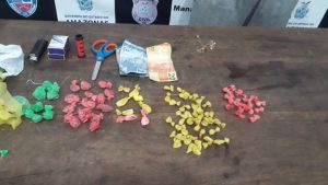 Imagem da notícia - Em Manacapuru, PM detém prende dois homens e apreende adolescente