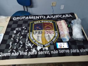Imagem da notícia - Grupamento Ajuricaba da PM detém dupla por comercializar drogas