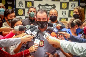 Imagem da notícia - Dupla é presa com uma tonelada de maconha em barco no Iranduba