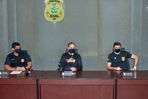 Imagem da notícia - Polícia Civil prende dupla que praticava crime de estelionato na capital