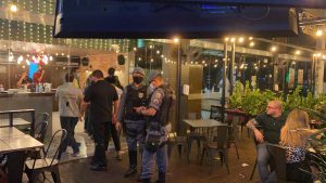 Imagem da notícia - CIF notifica estabelecimentos e fecha festa clandestina