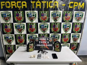 Imagem da notícia - Força Tática apreende arma, drogas e detém homem ligado ao tráfico